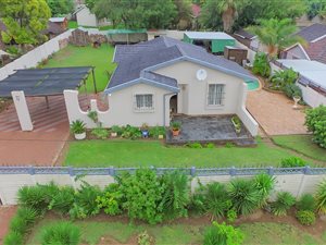 3 Bed House in Bloubosrand