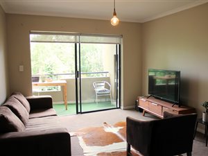 3 Bed Apartment in Somerset West Central