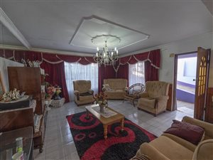 6 Bed House in Crossmoor