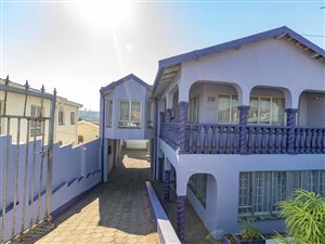 6 Bed House in Crossmoor