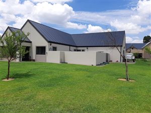 3 Bed House in Heron Banks Golf And River Estate