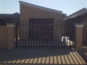 2 Bed House in Sebokeng Zone 6