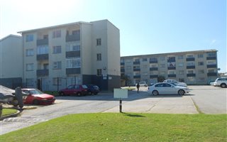 1 Bedroom Flat in North End