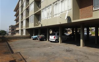 1.5 Bedroom Apartment in Sea View