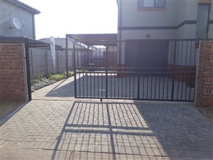 4 Bed House in Leopards Rest Security Estate