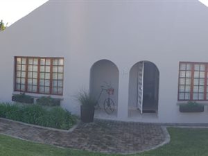 4 Bed House in Bonza Bay