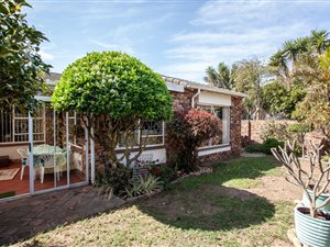 3 Bed House in South End
