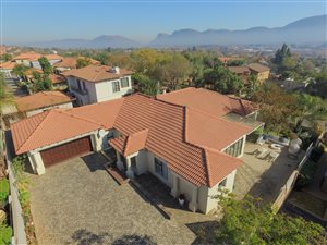 4 Bed House in Birdwood