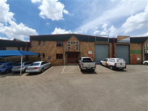 518 m² Industrial space in Louwlardia