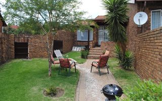 1 Bedroom Simplex in Birch Acres