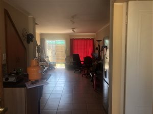 2 Bed Flat in Heatherdale