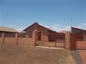 2 Bed House in Thokoza