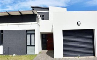 3 Bedroom Townhouse in Nahoon