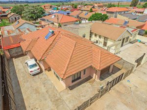 3 Bed House in Lenasia