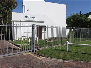 3 Bed Apartment in Die Boord