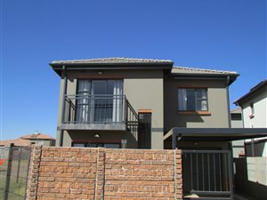 3 Bed House in Leopards Rest Security Estate