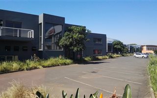 3732 m² Industrial space in Mt Edgecombe