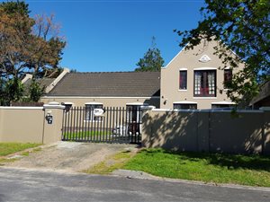 7 Bed House in Wellway Park