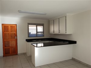 2 Bedroom Apartment in Top Town