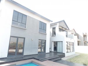 3 Bed House in Copperleaf