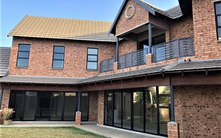 4 Bedroom House in Midlands Estate