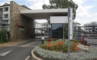 3 Bedroom Townhouse in Lakeside Village