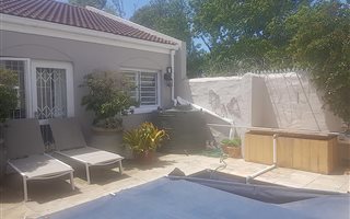3 Bedroom House in Constantia
