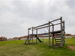 3 Bed House in Thatch Hill Estate