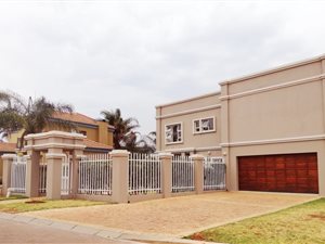 4 Bed House in Pinehaven