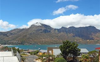 5 Bedroom House in Hout Bay and surrounds