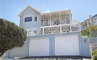 5 Bedroom House in Hout Bay and surrounds