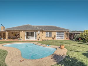 3 Bed Townhouse in Ben Kamma