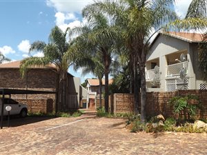 2 Bed Simplex in Highveld