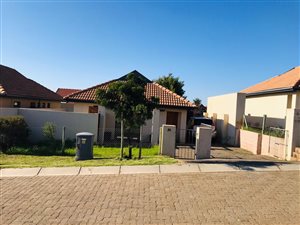 2 Bed House in Kidds Beach