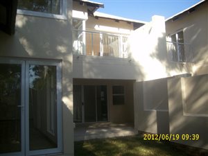 3 Bed Simplex in Brooklyn