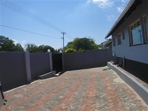 4 Bed House in Parkmore