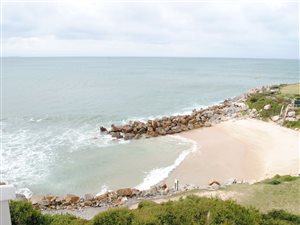 3 Bed Apartment in St Francis Bay