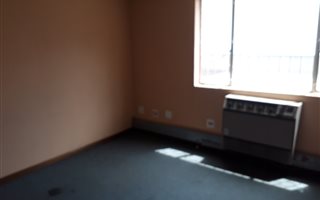 131 m² Office Space in Ooseinde