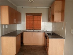 2 Bed Townhouse in Northcliff