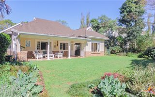 4 Bedroom House in Gillitts