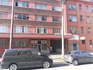 1 Bed Apartment in Albert Park
