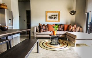 1 Bedroom Apartment in City & Suburban (Maboneng)