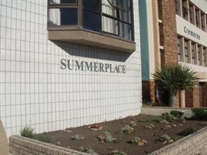3 Bedroom Apartment in Humewood