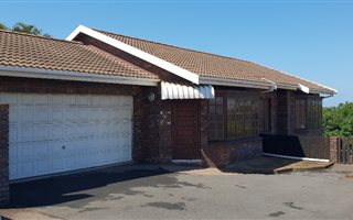 3 Bedroom Duplex in Bluff