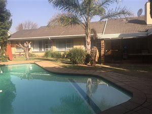 4 Bed House in Farrarmere