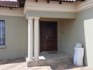 3 Bed House in Geluksdal