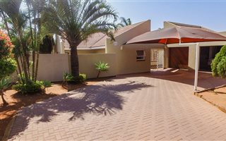3 Bedroom House in Bendor