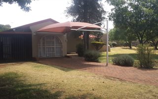4 Bedroom House in Brackenhurst