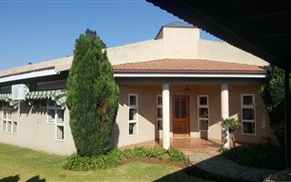 2287 m² Commercial space in Vanderbijlpark SE