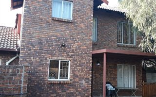 4 Bedroom Duet in Zwartkop